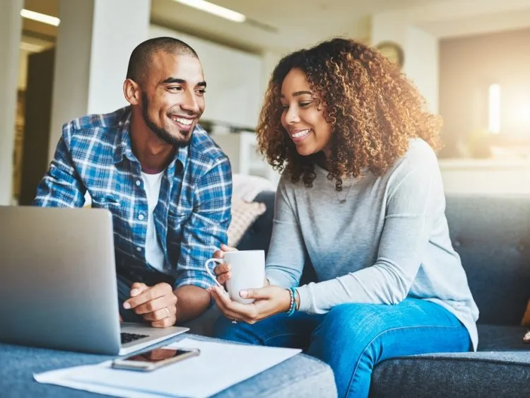 Crédit immobilier : les taux remontent à la rentrée, faut-il encore attendre pour acheter dans le neuf ?